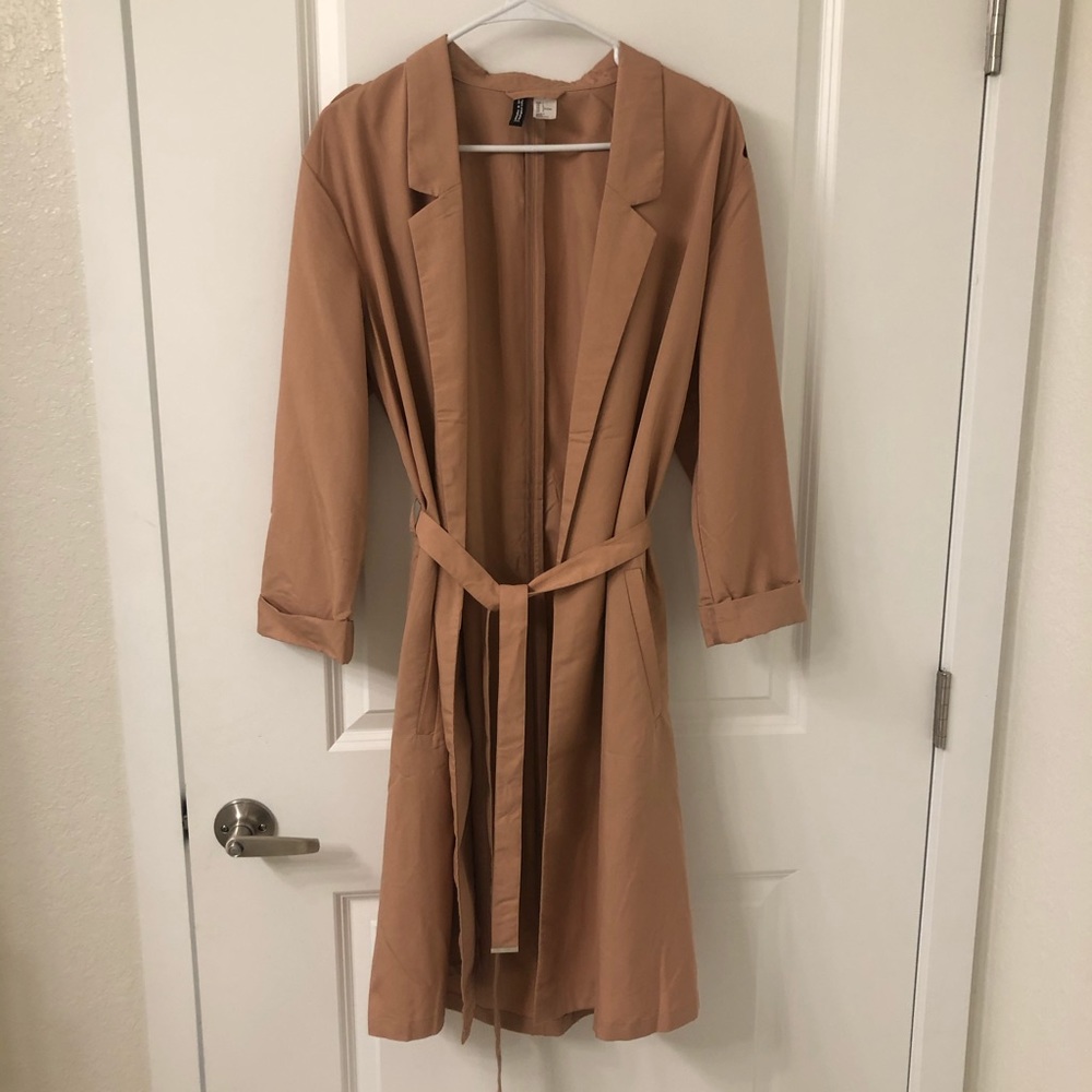 H & M lightweight dusty rose trench jacket